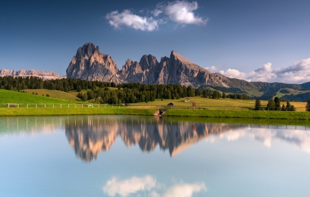 退休教师义务辅导学生